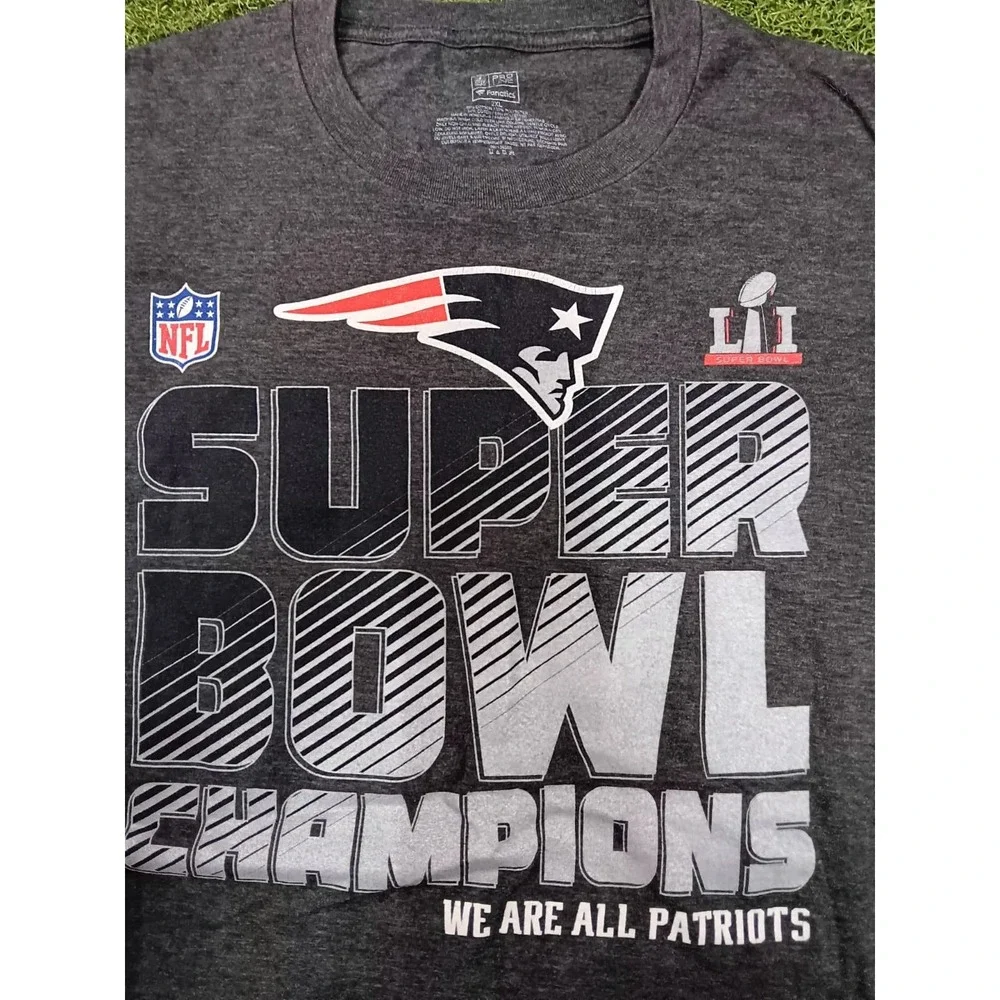 NFL Fanatics New England Patriots T Shirt Mens 2XL Gray Super‎ Bowl Champion